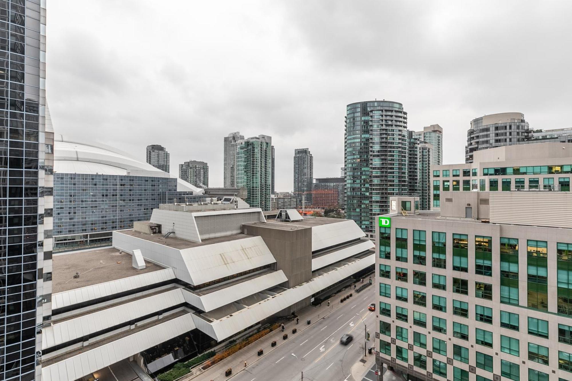 Globalstay Modern Downtown Apartment Toronto Exterior photo
